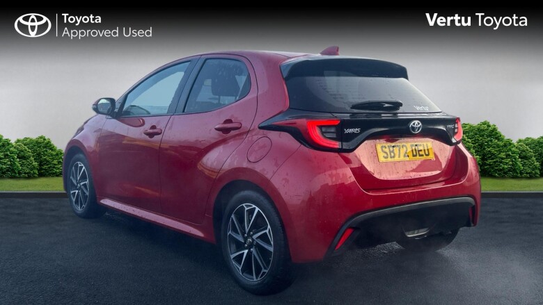 Toyota Yaris 1.5 Hybrid Design 5dr CVT Hybrid Hatchback